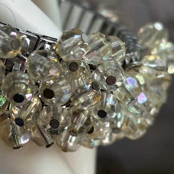 crystal beaded Cha-Cha stretch bracelet - Picture 3 of 4